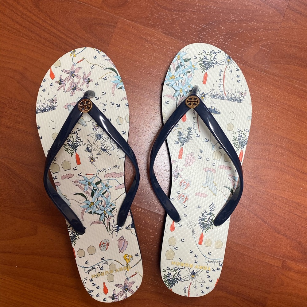 Tory Birch Flip Flops